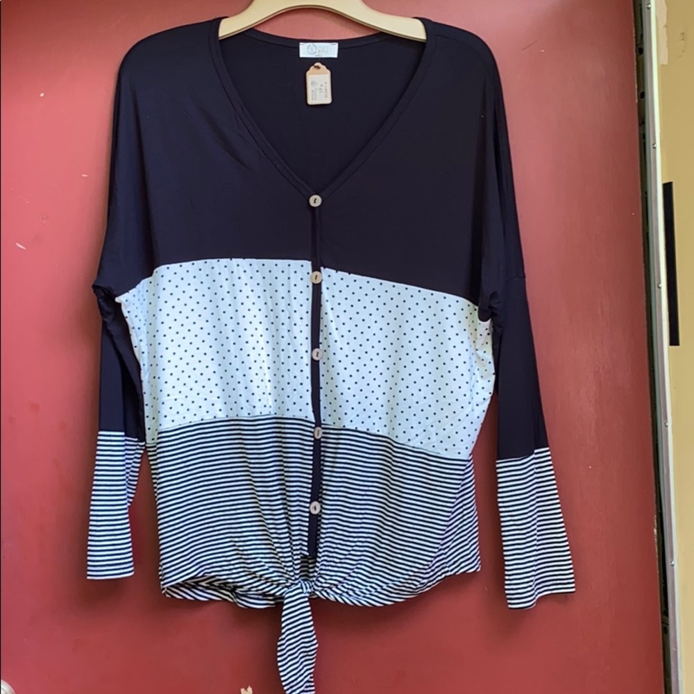 NWT Boutique Top - Black & White